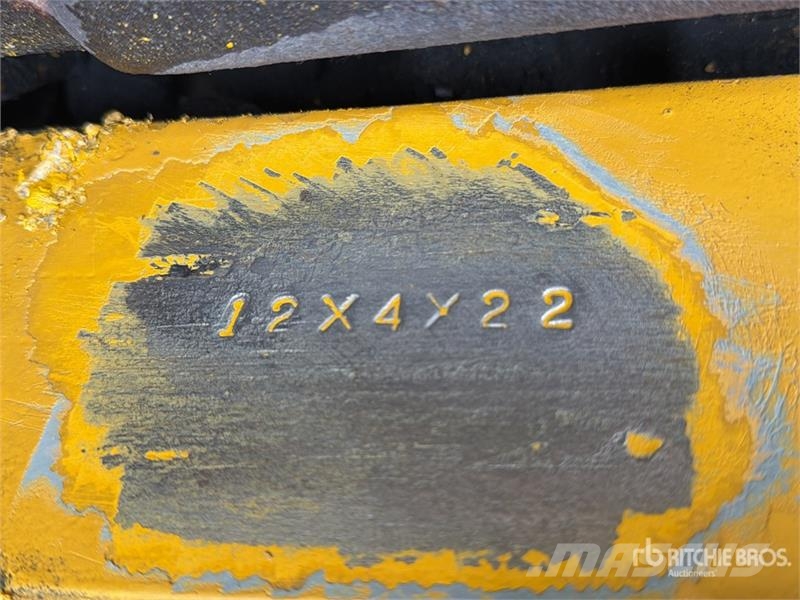 Terra-Gator TG002 3 Wheel Esparcidor sobre Neumati Αυτοκινούμενα ψεκαστικά