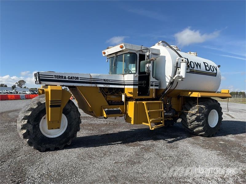 Terra-Gator TG002 3 Wheel Esparcidor sobre Neumati Αυτοκινούμενα ψεκαστικά