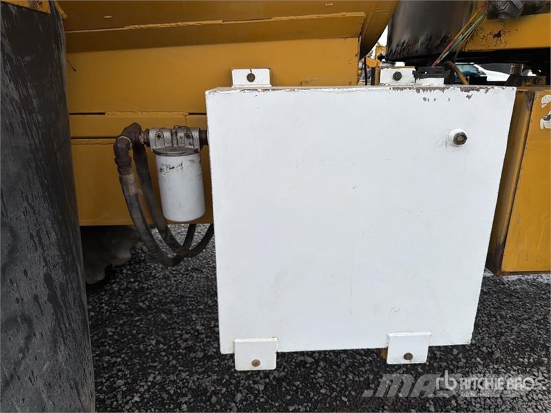 Terra-Gator TG002 3 Wheel Esparcidor sobre Neumati Αυτοκινούμενα ψεκαστικά