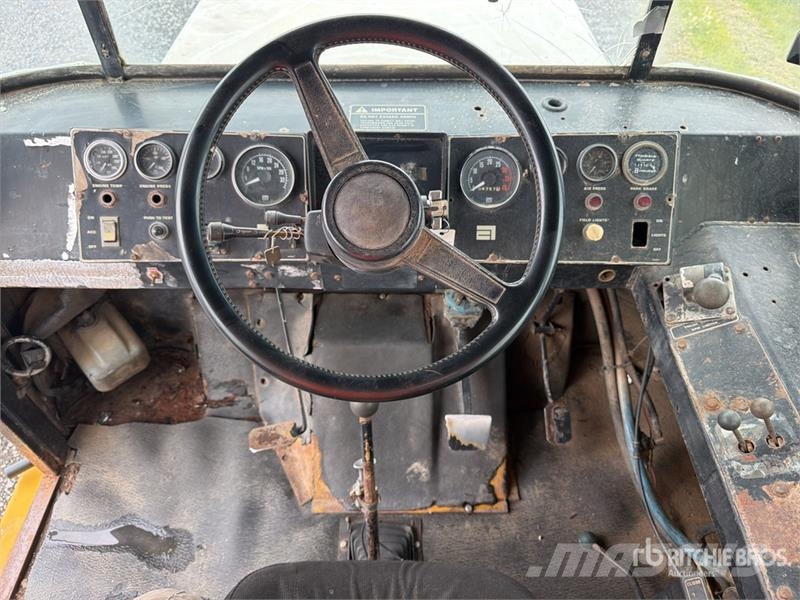 Terra-Gator TG002 3 Wheel Esparcidor sobre Neumati Αυτοκινούμενα ψεκαστικά