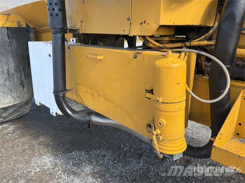 Terra-Gator TG002 3 Wheel Esparcidor sobre Neumati Αυτοκινούμενα ψεκαστικά