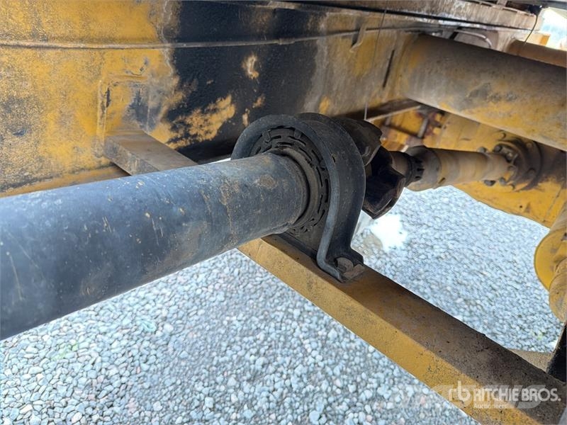 Terra-Gator TG002 3 Wheel Esparcidor sobre Neumati Αυτοκινούμενα ψεκαστικά