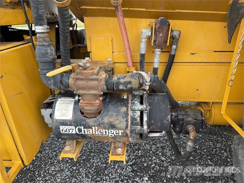Terra-Gator TG002 3 Wheel Esparcidor sobre Neumati Αυτοκινούμενα ψεκαστικά
