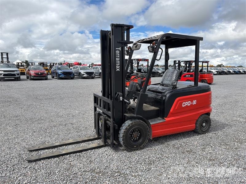 Terramax CPD-30 6600 lb Montacargas Electrico (Sin Elektromos targoncák