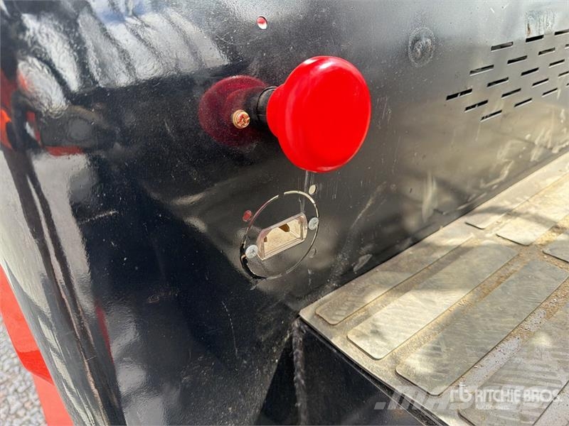 Terramax CPD-30 6600 lb Montacargas Electrico (Sin Elektromos targoncák