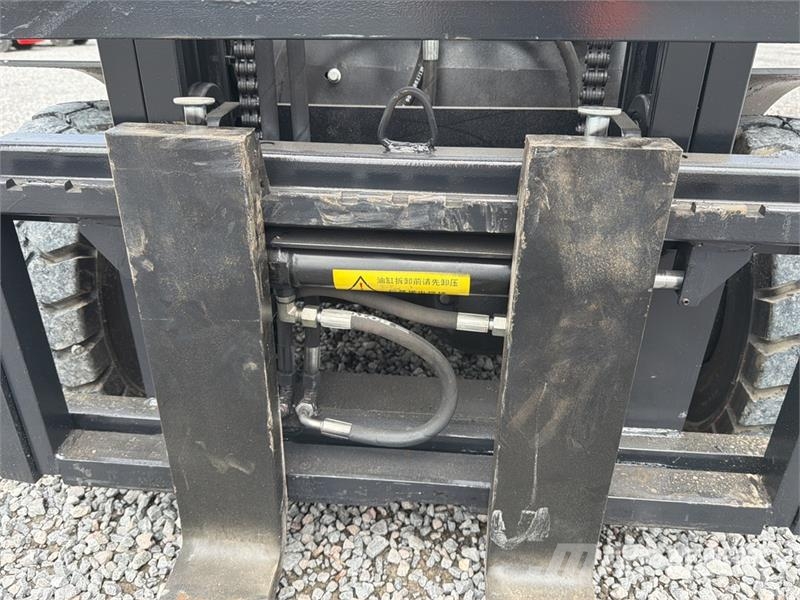 Terramax CPD-30 6600 lb Montacargas Electrico (Sin Elektromos targoncák