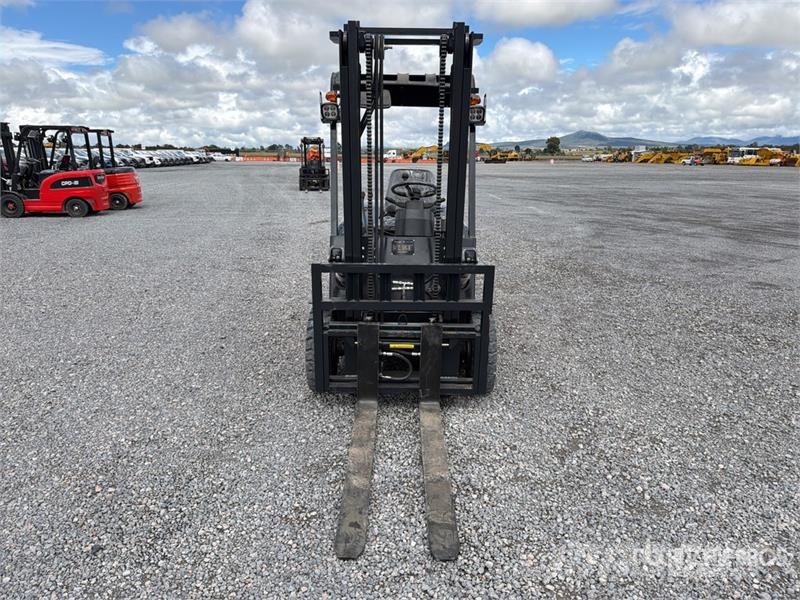 Terramax CPD-30 6600 lb Montacargas Electrico (Sin Elektromos targoncák