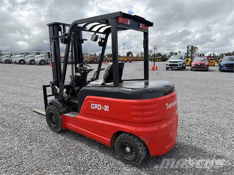 Terramax CPD-30 6600 lb Montacargas Electrico (Sin Elektromos targoncák