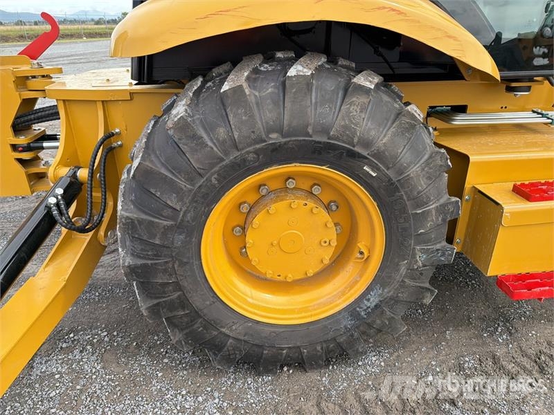 Terramax WZ388 4x4 Retroexcavadora (Sin Usar) / Ba Retrocargadoras