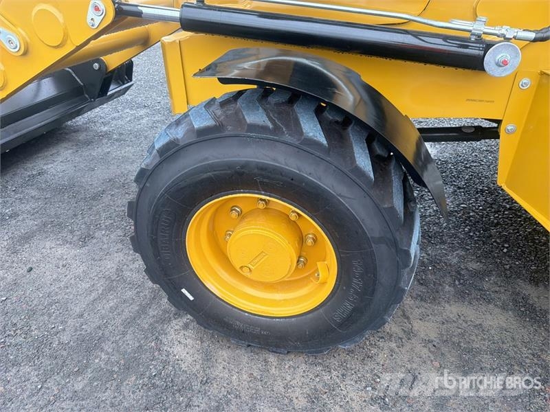 Terramax WZ388-F 4x4 Retroexcavadora (Sin Usar) / Utovarni rovokopači