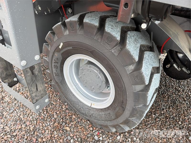  Terramax ZY-1500 4x4 Self-Loading 1.5 m3 Autohormi Būvniecība- Citi
