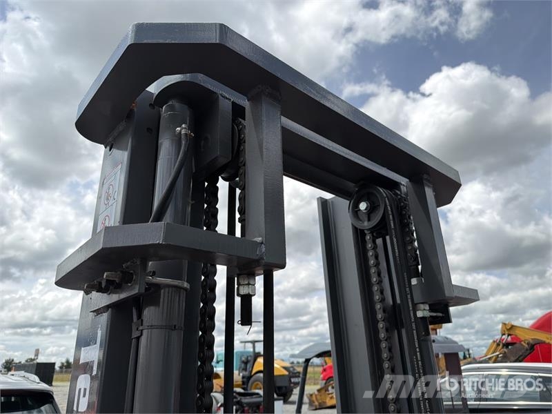 Terramax ZY-35A 7700 lb 4x4 Montacargas Todo Terre شاحنات الطرق الوعرة