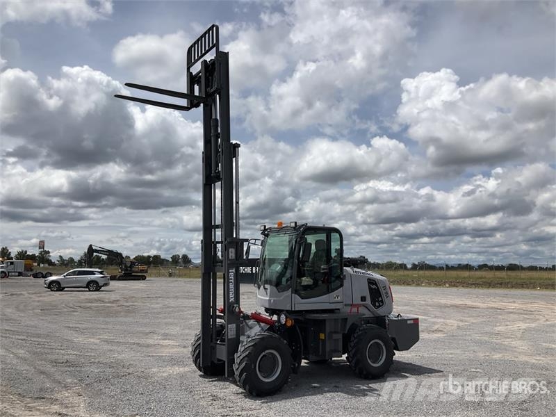  Terramax ZY-35A 7700 lb 4x4 Montacargas Todo Terre Внедорожные погрузчики