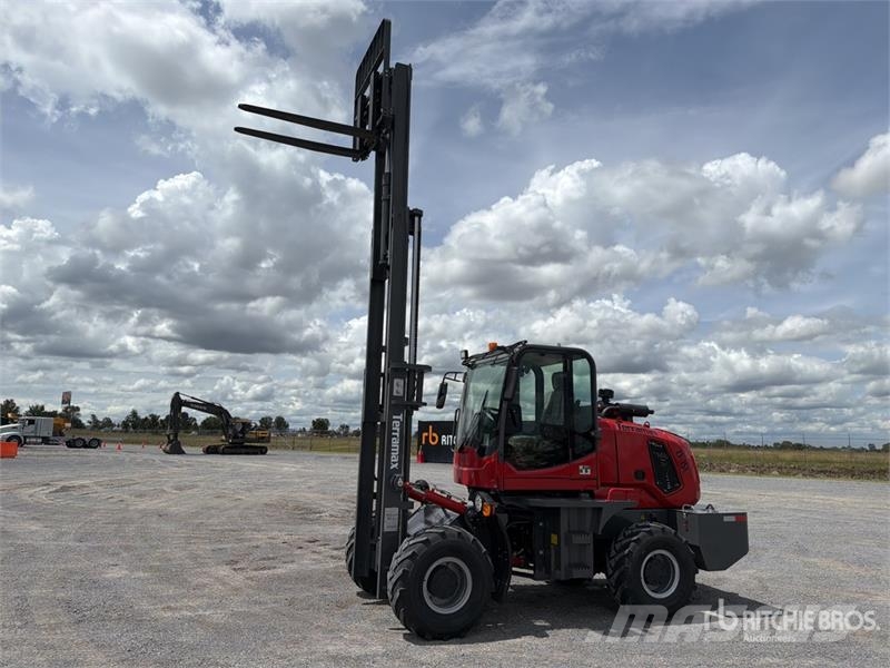  Terramax ZY-35A 7700 lb 4x4 Montacargas Todo Terre شاحنات الطرق الوعرة