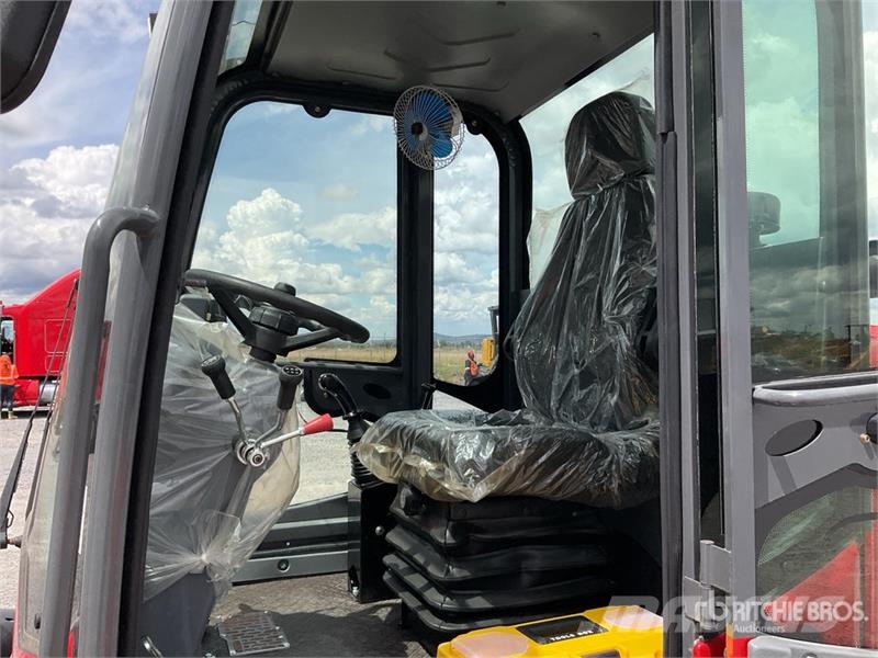  Terramax ZY-35A 7700 lb 4x4 Montacargas Todo Terre شاحنات الطرق الوعرة
