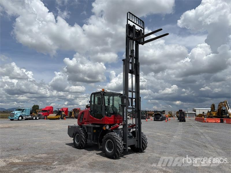  Terramax ZY-35A 7700 lb 4x4 Montacargas Todo Terre شاحنات الطرق الوعرة