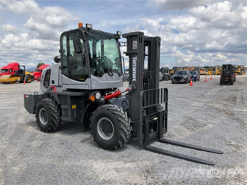  Terramax ZY-35A 7700 lb 4x4 Montacargas Todo Terre Внедорожные погрузчики