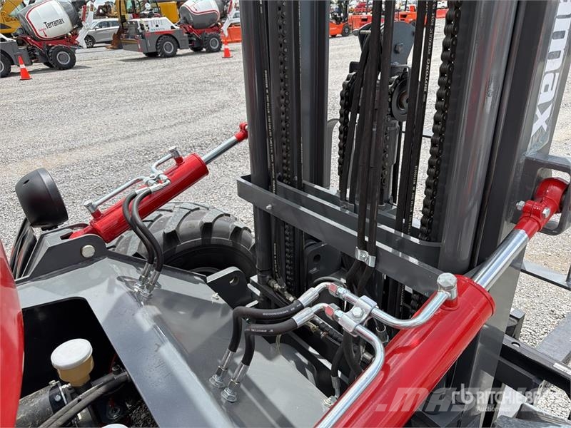  Terramax ZY-35A 7700 lb 4x4 Montacargas Todo Terre Внедорожные погрузчики