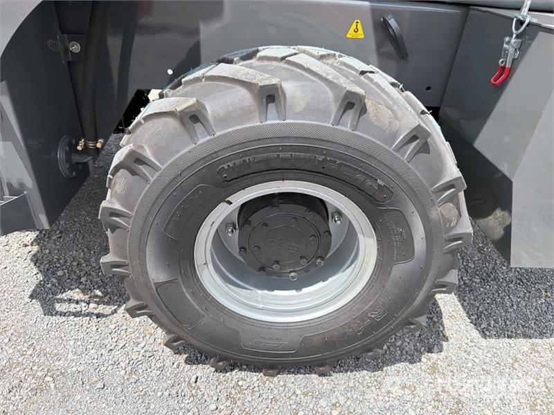 Terramax ZY-35A 7700 lb 4x4 Montacargas Todo Terre Tereptargonca