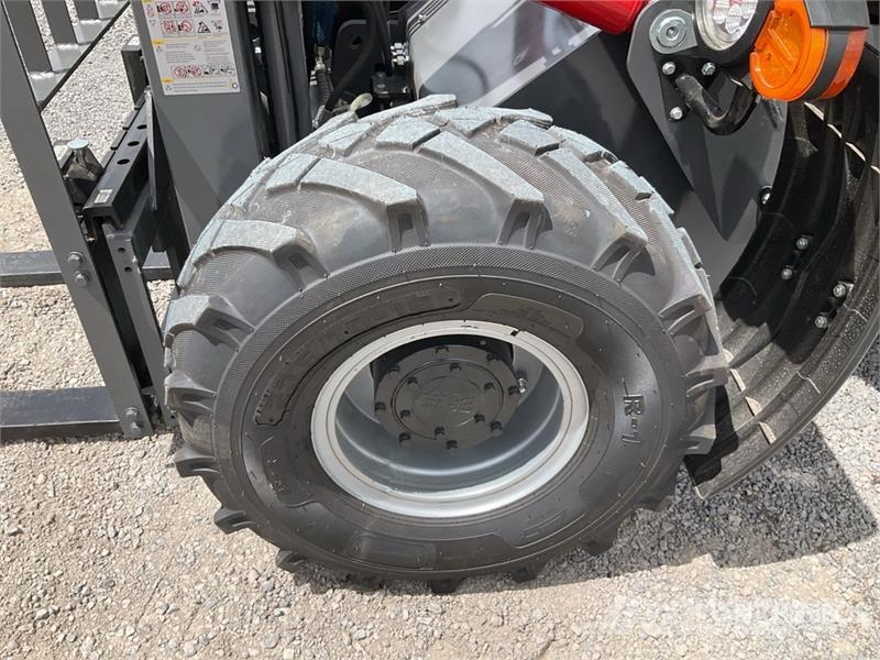  Terramax ZY-35A 7700 lb 4x4 Montacargas Todo Terre شاحنات الطرق الوعرة