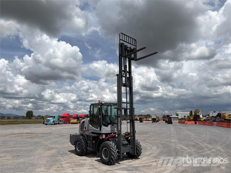  Terramax ZY-35A 7700 lb 4x4 Montacargas Todo Terre Внедорожные погрузчики