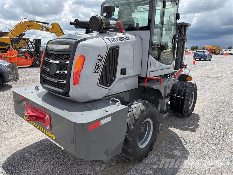  Terramax ZY-35A 7700 lb 4x4 Montacargas Todo Terre Внедорожные погрузчики