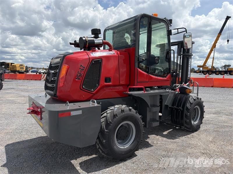  Terramax ZY-35A 7700 lb 4x4 Montacargas Todo Terre شاحنات الطرق الوعرة