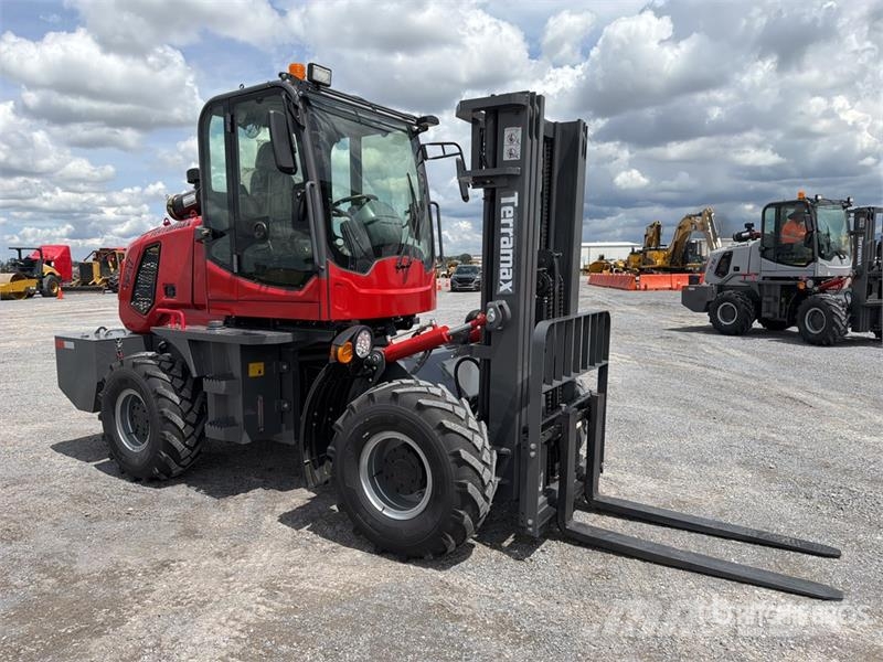  Terramax ZY-35A 7700 lb 4x4 Montacargas Todo Terre شاحنات الطرق الوعرة