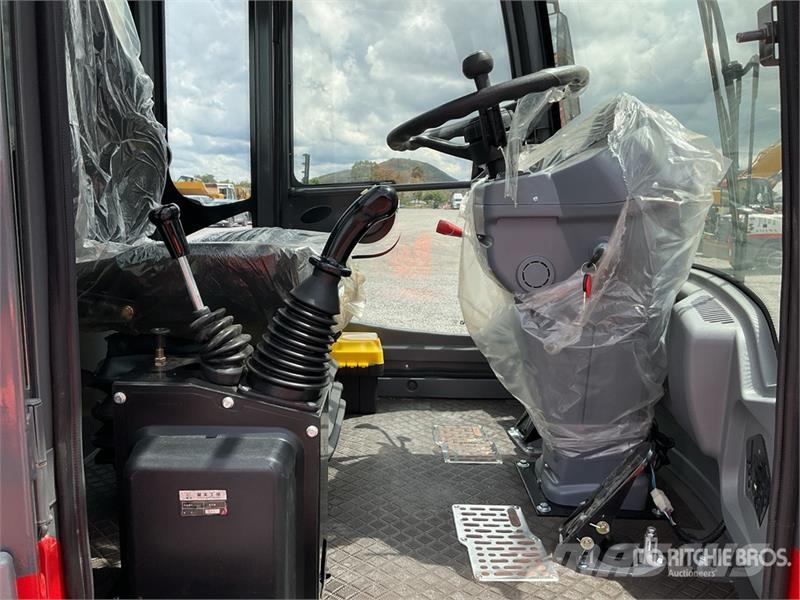  Terramax ZY-35A 7700 lb 4x4 Montacargas Todo Terre شاحنات الطرق الوعرة