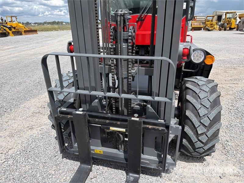  Terramax ZY-35A 7700 lb 4x4 Montacargas Todo Terre Внедорожные погрузчики