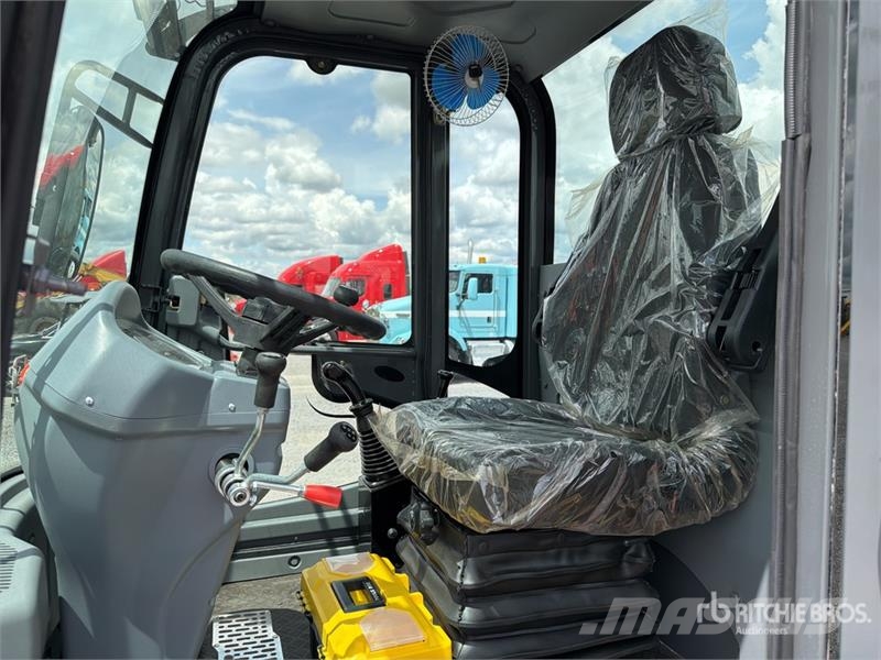 Terramax ZY-35A 7700 lb 4x4 Montacargas Todo Terre Внедорожные погрузчики
