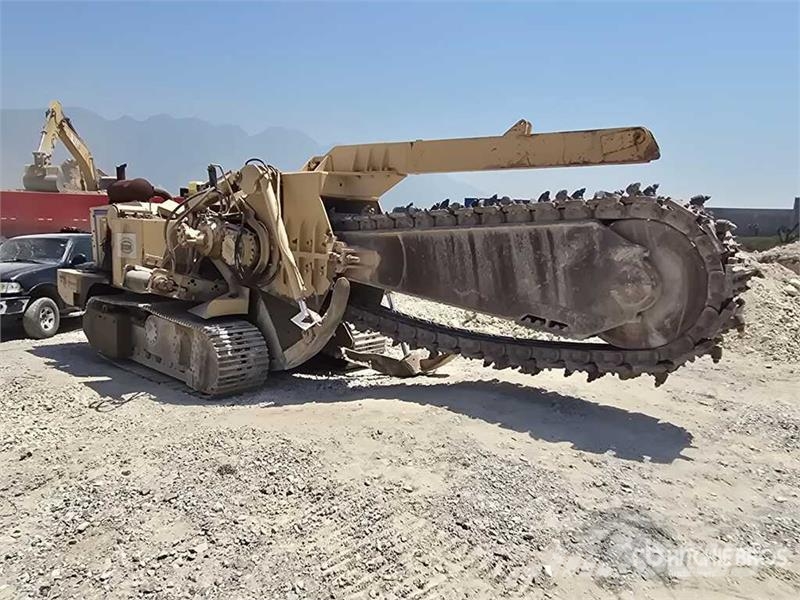 Tesmec 1000 Tracked Zanjadora sobre Orugas / Trencher Pinnaselõikurid