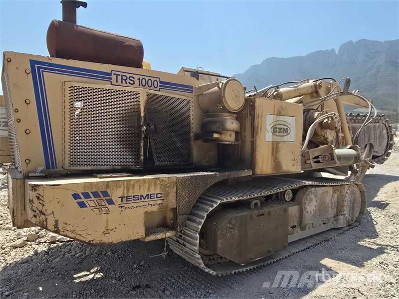 Tesmec 1000 Tracked Zanjadora sobre Orugas / Trencher Pinnaselõikurid