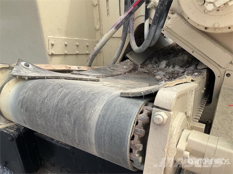 Tesmec 1000 Tracked Zanjadora sobre Orugas / Trencher Sleuvengravers