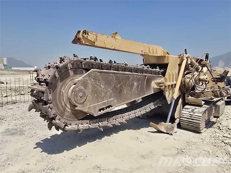 Tesmec 1000 Tracked Zanjadora sobre Orugas / Trencher Pinnaselõikurid