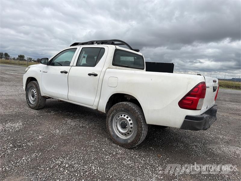 Toyota Hilux Autre fourgon / utilitaire