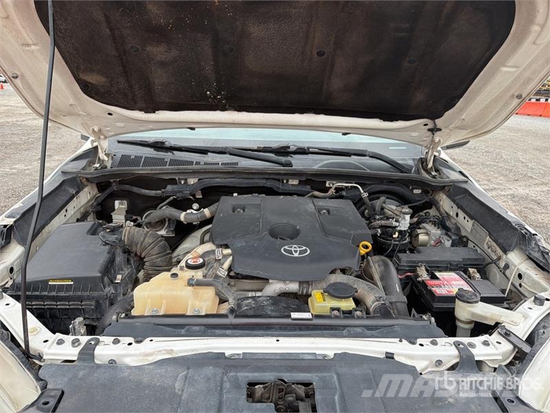 Toyota Hilux Autre fourgon / utilitaire