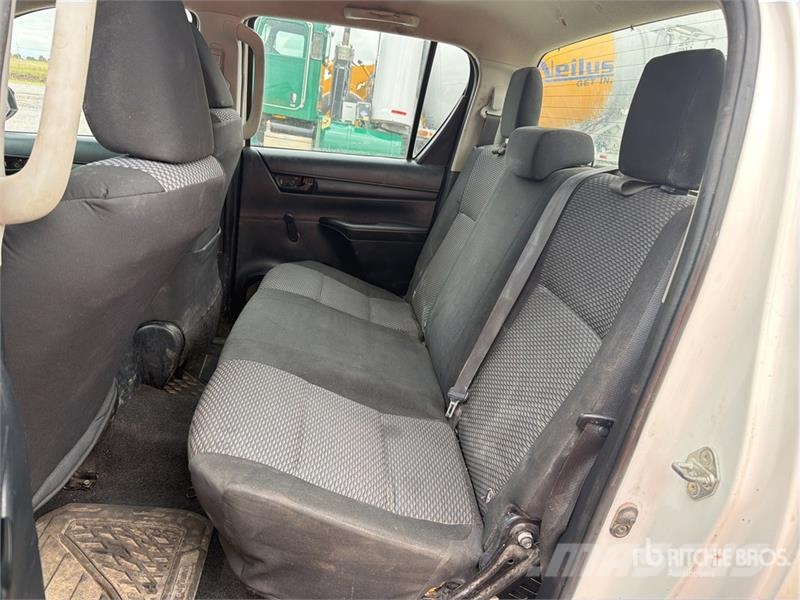 Toyota Hilux Autre fourgon / utilitaire