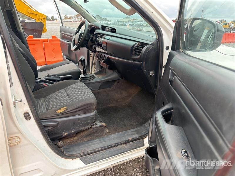 Toyota Hilux Autre fourgon / utilitaire