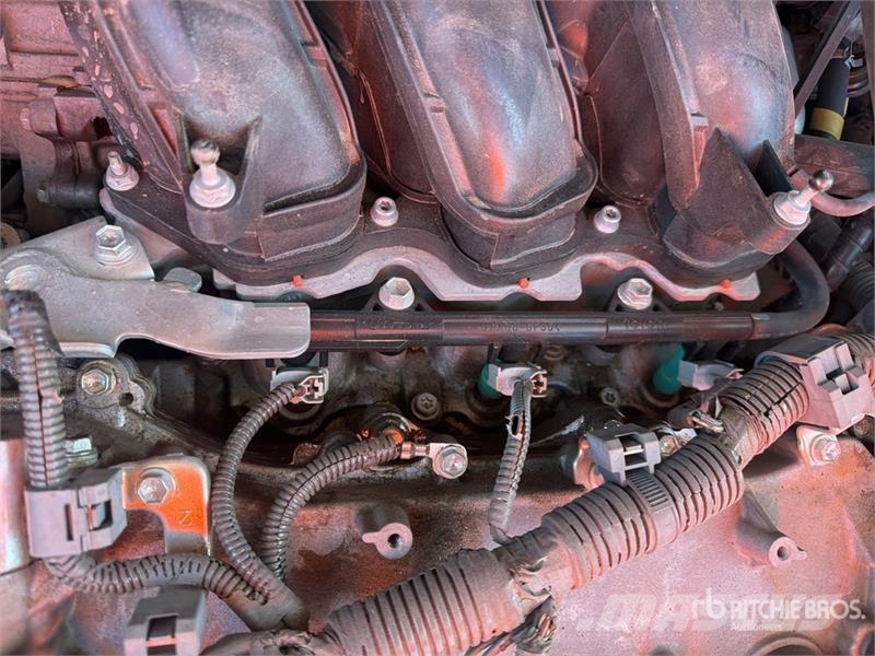 Toyota Sienna Camioneta / Minivan Kistehergépjárművek