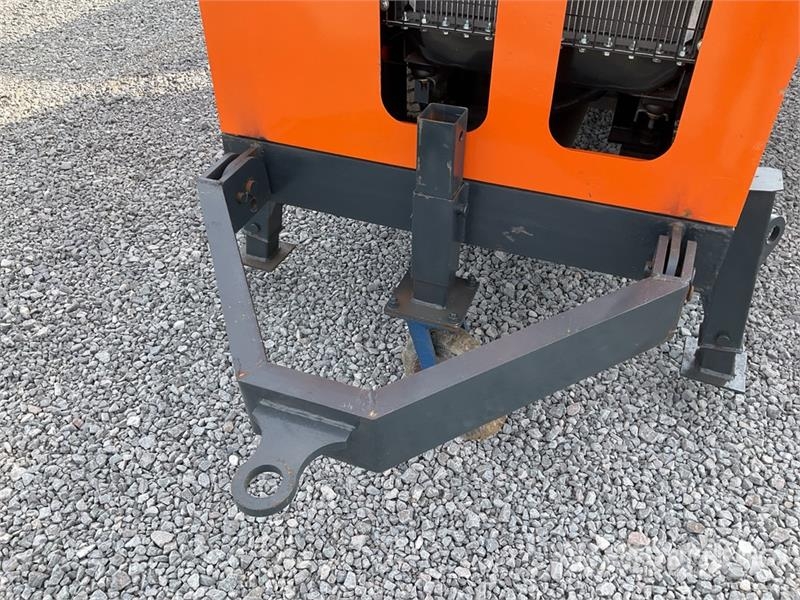  TYPE 30 Bomba de Concreto Portable (Sin Usar) / Co Betonpumpák