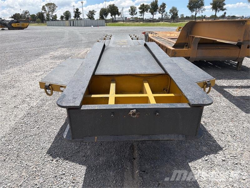  Tyrsa 60 ton Tri/A Cama Baja / Lowboy Trailer Tieflader