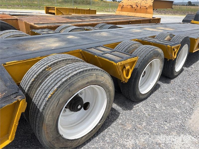  Tyrsa 60 ton Tri/A Cama Baja / Lowboy Trailer Tieflader