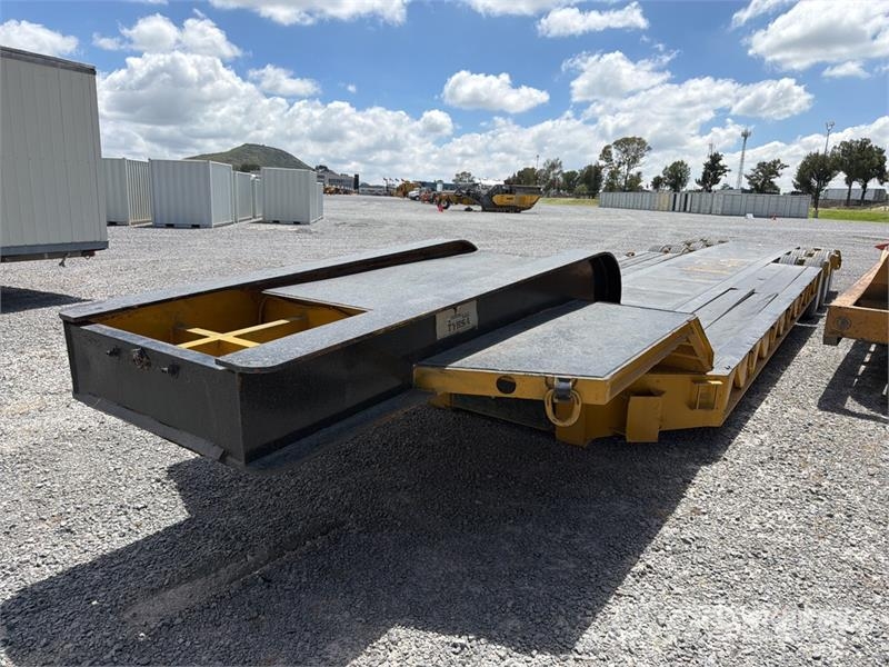  Tyrsa 60 ton Tri/A Cama Baja / Lowboy Trailer Tieflader
