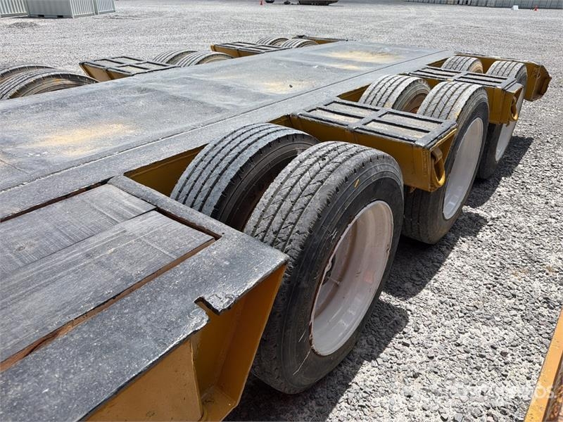  Tyrsa 60 ton Tri/A Cama Baja / Lowboy Trailer Tieflader