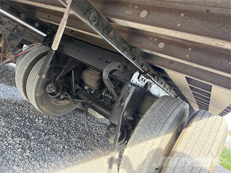 Utility VS2RA 53 ft x 102 in T/A Caja Refrigerada / Refrig Temperature controlled semi-trailers