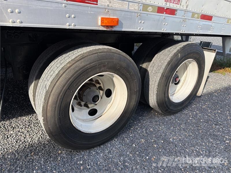 Utility VS2RA 53 ft x 102 in T/A Caja Refrigerada / Refrig Temperature controlled semi-trailers