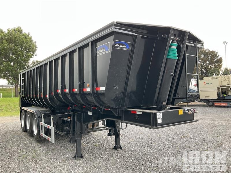 Ventura 30 ft Tri/A End Dump Trailer (Sin usar) Самоскиди
