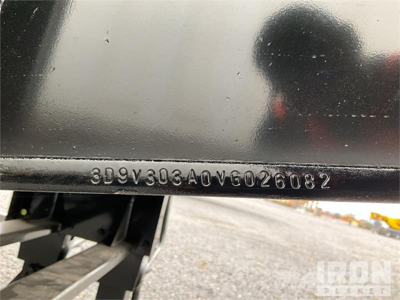 Ventura 30 ft Tri/A End Dump Trailer (Sin usar) Самоскиди