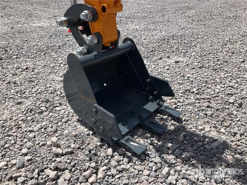 Vicsec 13D Miniexcavadora (Sin Usar) / Mini Excavator (Un Minibagger < 7t
